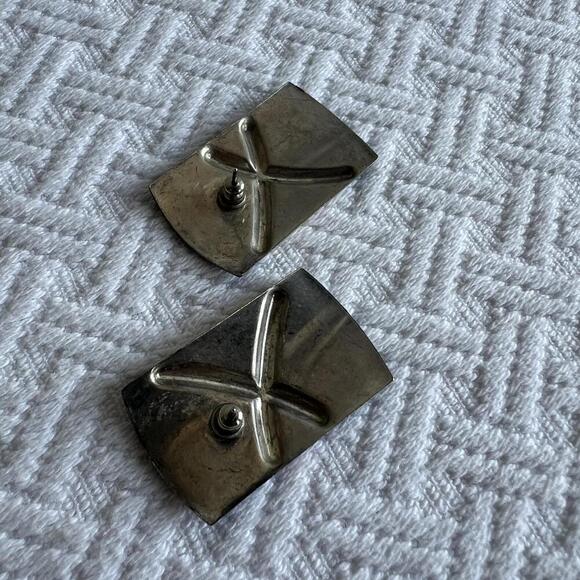 Vintage Women's Red White Blue Enamel Finish Chevron Design 80s Retro Earrings - Picture 9 of 9